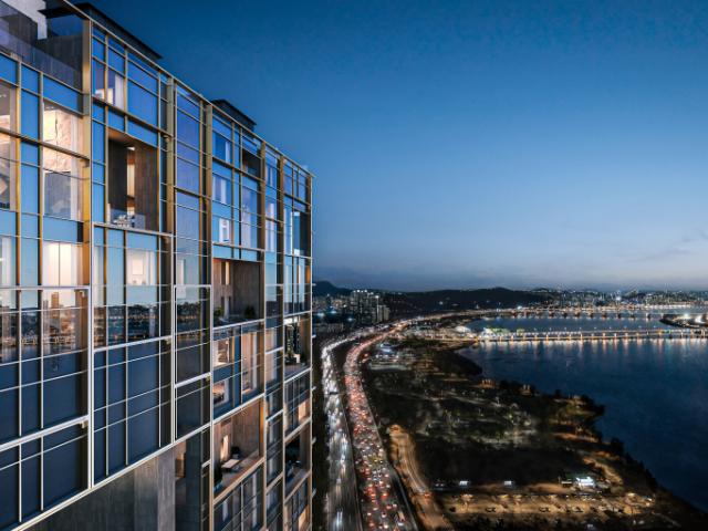 규제에도 고급주택 인기, 한강·강남·희소성 갖춘 ‘아스턴55’ 분양 임박